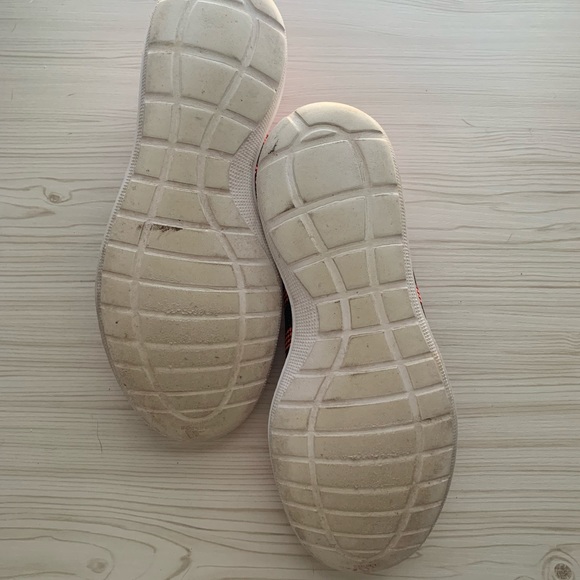 Orange and Black Adidas - Picture 8 of 9